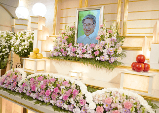 エレガントな祭壇